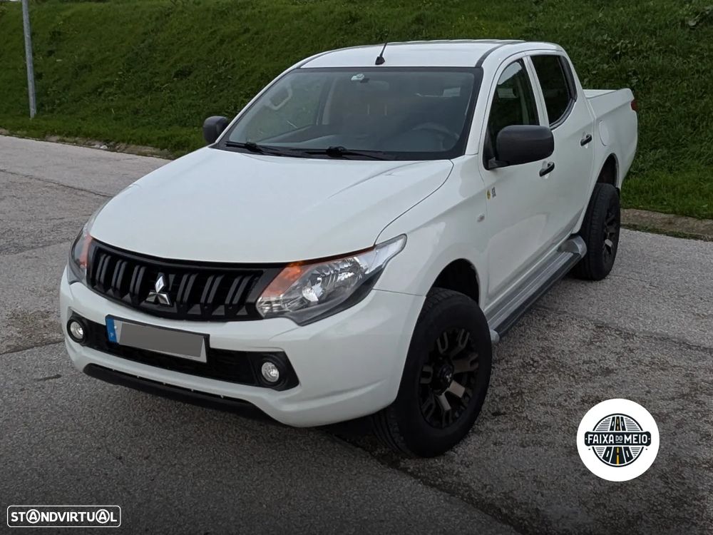 Mitsubishi L200 2.4 DI-D CD Space Cab Invite 2WD - 1