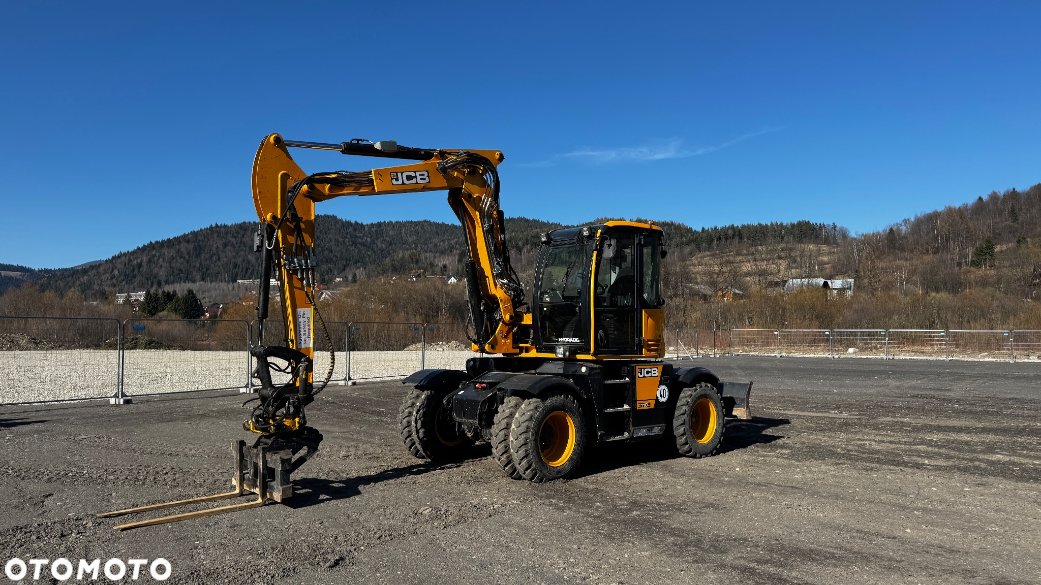 JCB HYDRADIG 110 - 9