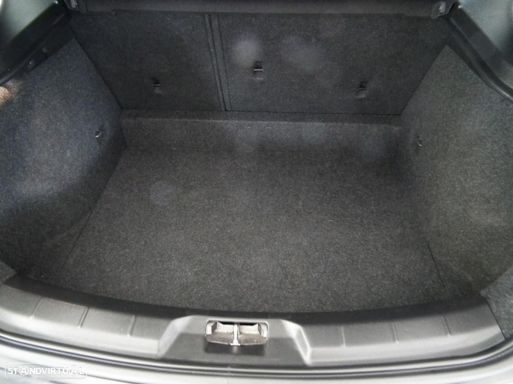 Volvo V40 1.6 D2 Kinetic - 17