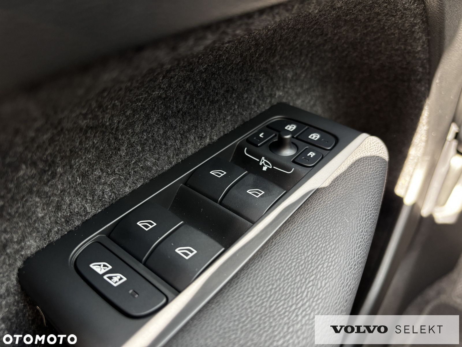 Volvo XC 40 - 12
