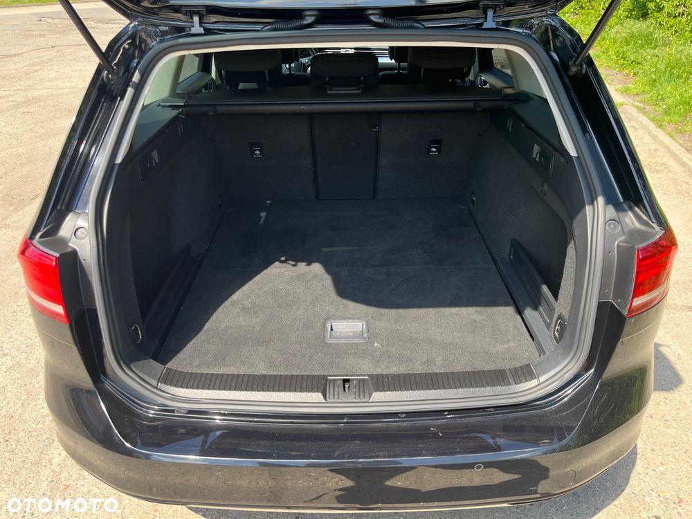 Volkswagen Passat 1.8 TSI BMT Comfortline - 13