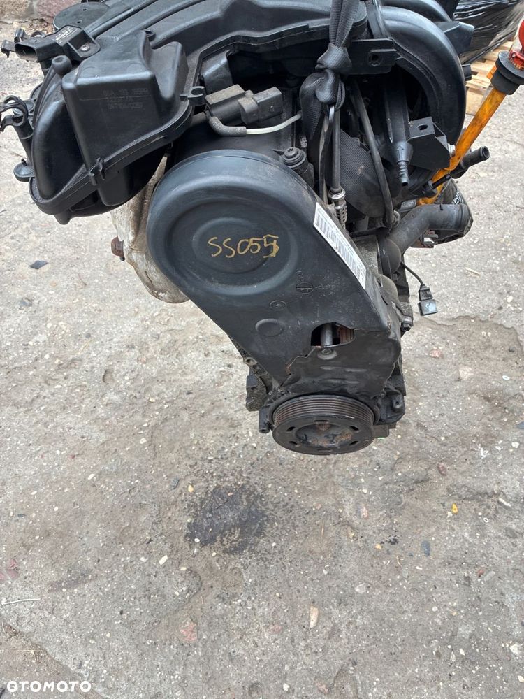 VW CHG 1.6 benzyna 187Tyś. PRZEBIEG SILNIK - 3