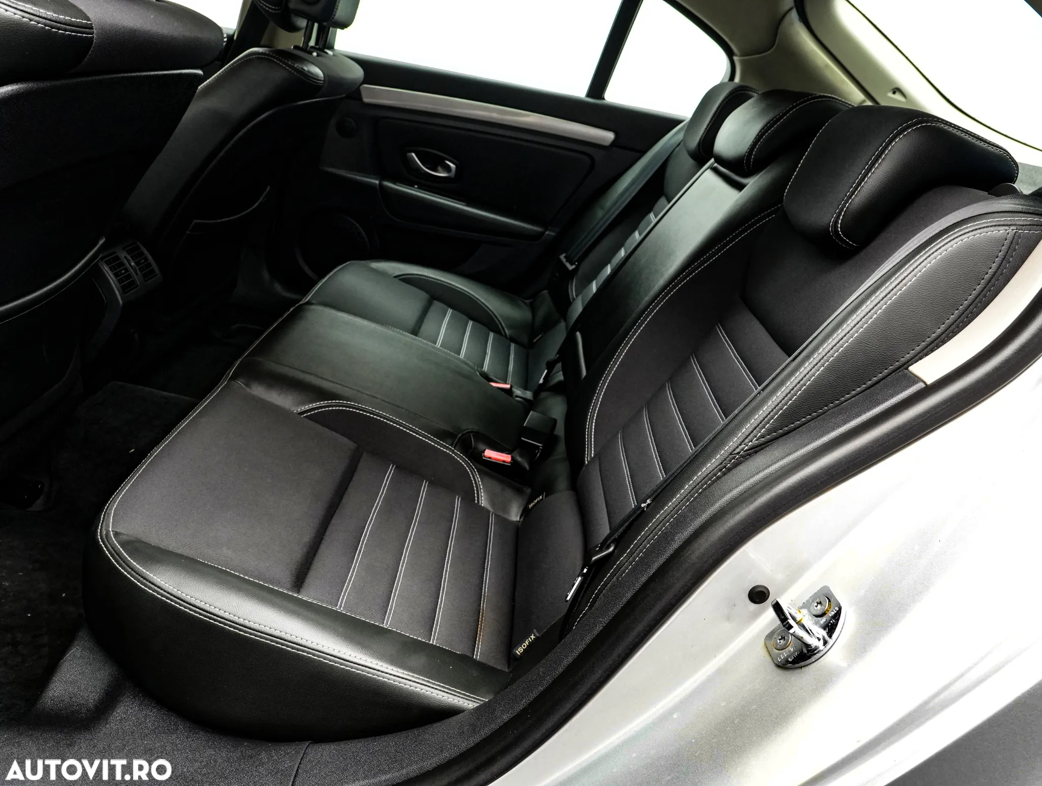 Renault Laguna Navi 2.0dCi Dynamique - 16