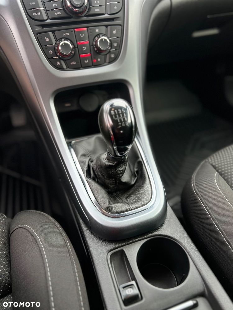 Opel Astra 1.4 T Enjoy EU6 - 32