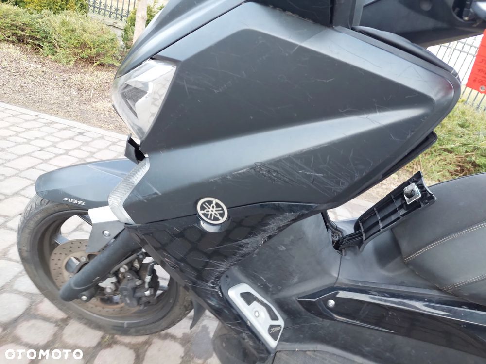 Yamaha X-max - 17