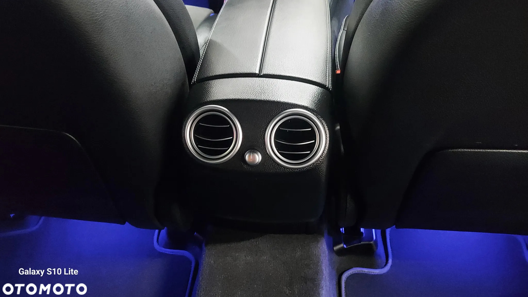 Mercedes-Benz GLC 300 d 4Matic 9G-TRONIC AMG Line Plus - 17