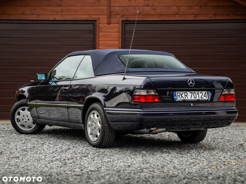 Mercedes-Benz Klasa E - 14