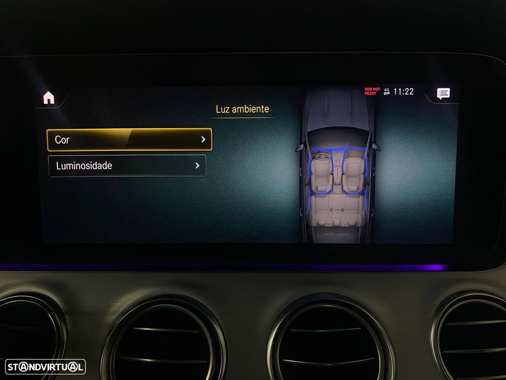 Mercedes-Benz E 300 de Avantgarde 4Matic - 29