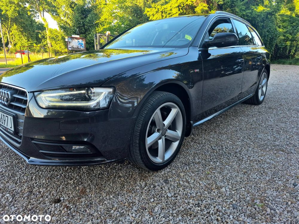 Audi A4 Avant 2.0 TDI DPF quattro S line Sportpaket - 10