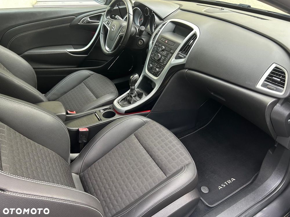 Opel Astra - 14