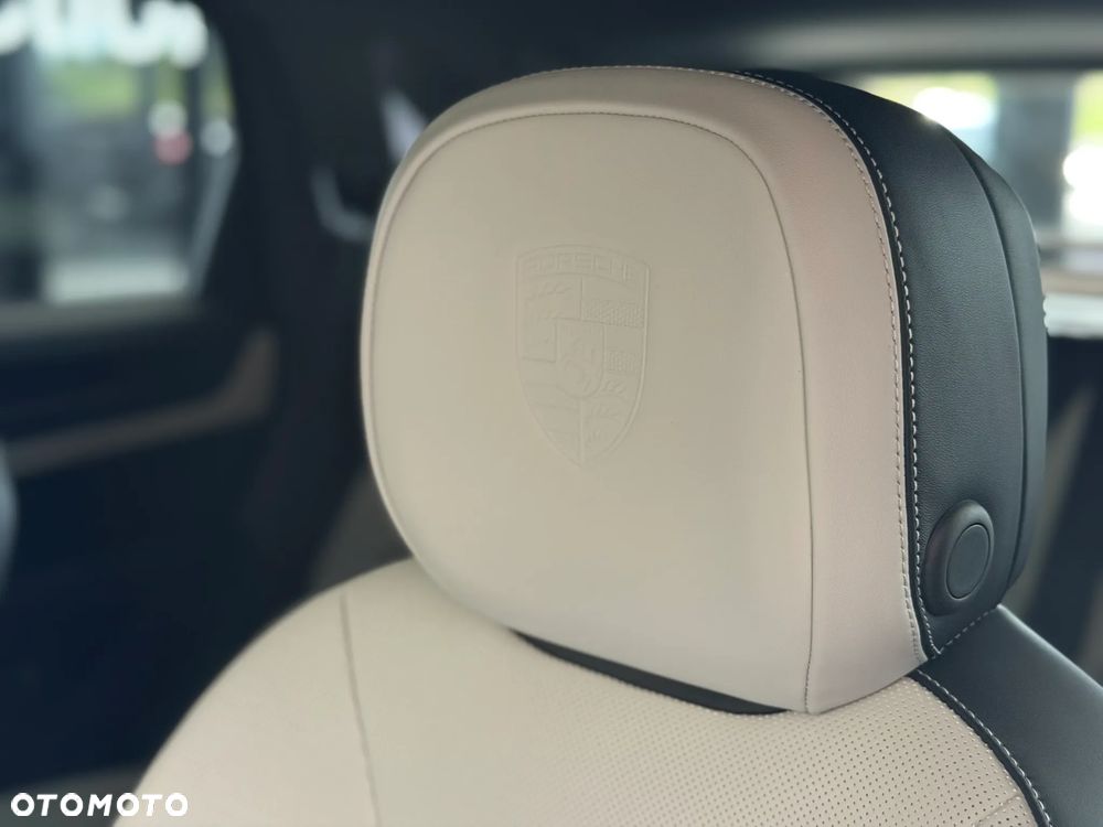 Porsche Cayenne Black Edition - 18