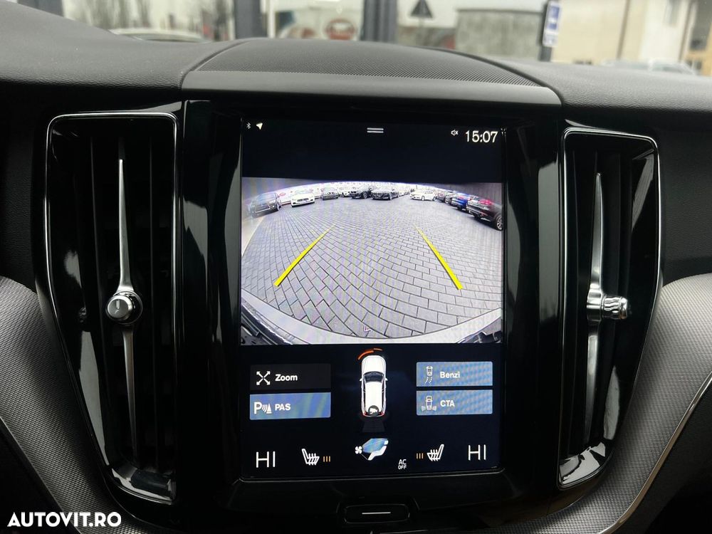VOLVO XC60 2017 — imagine 51