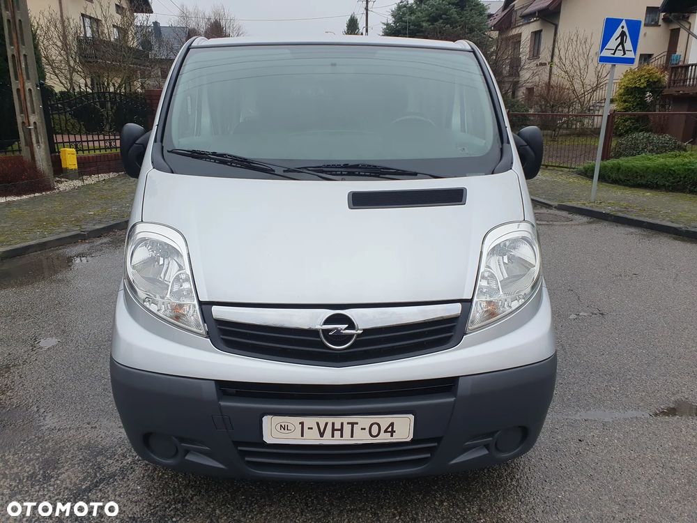 Opel Vivaro - 3