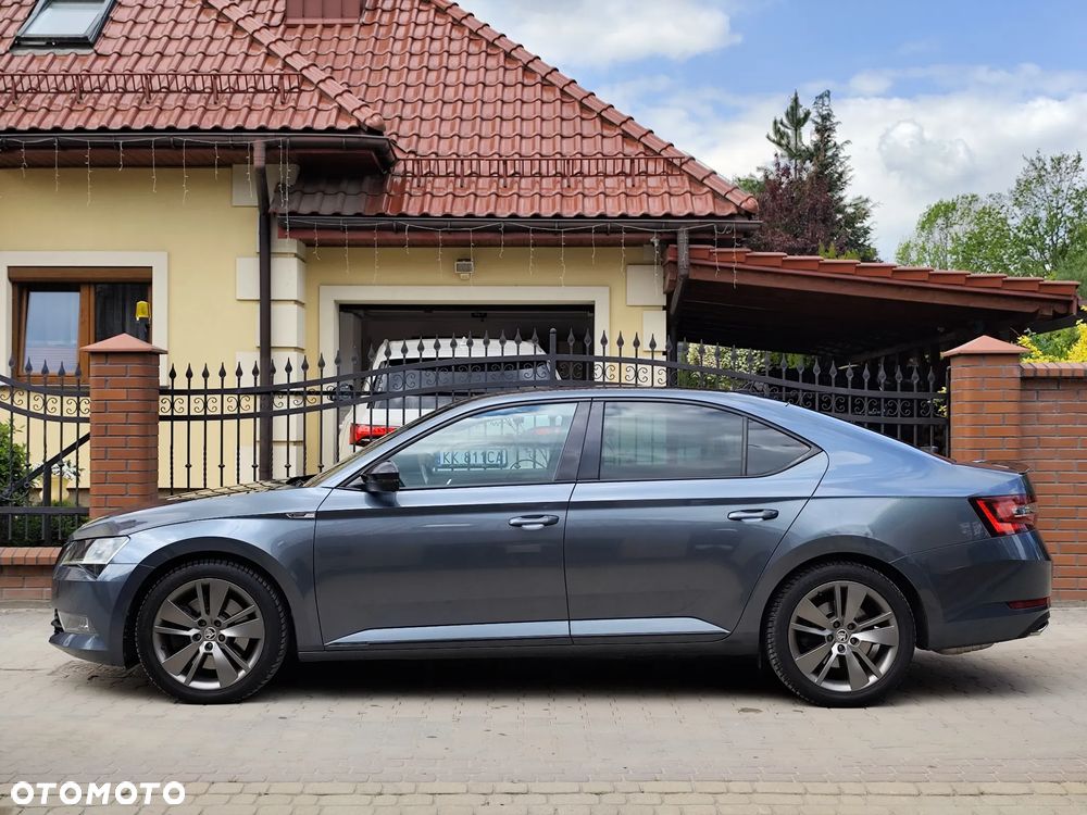 Skoda Superb 2.0 TSI 4x4 Sportline DSG - 6