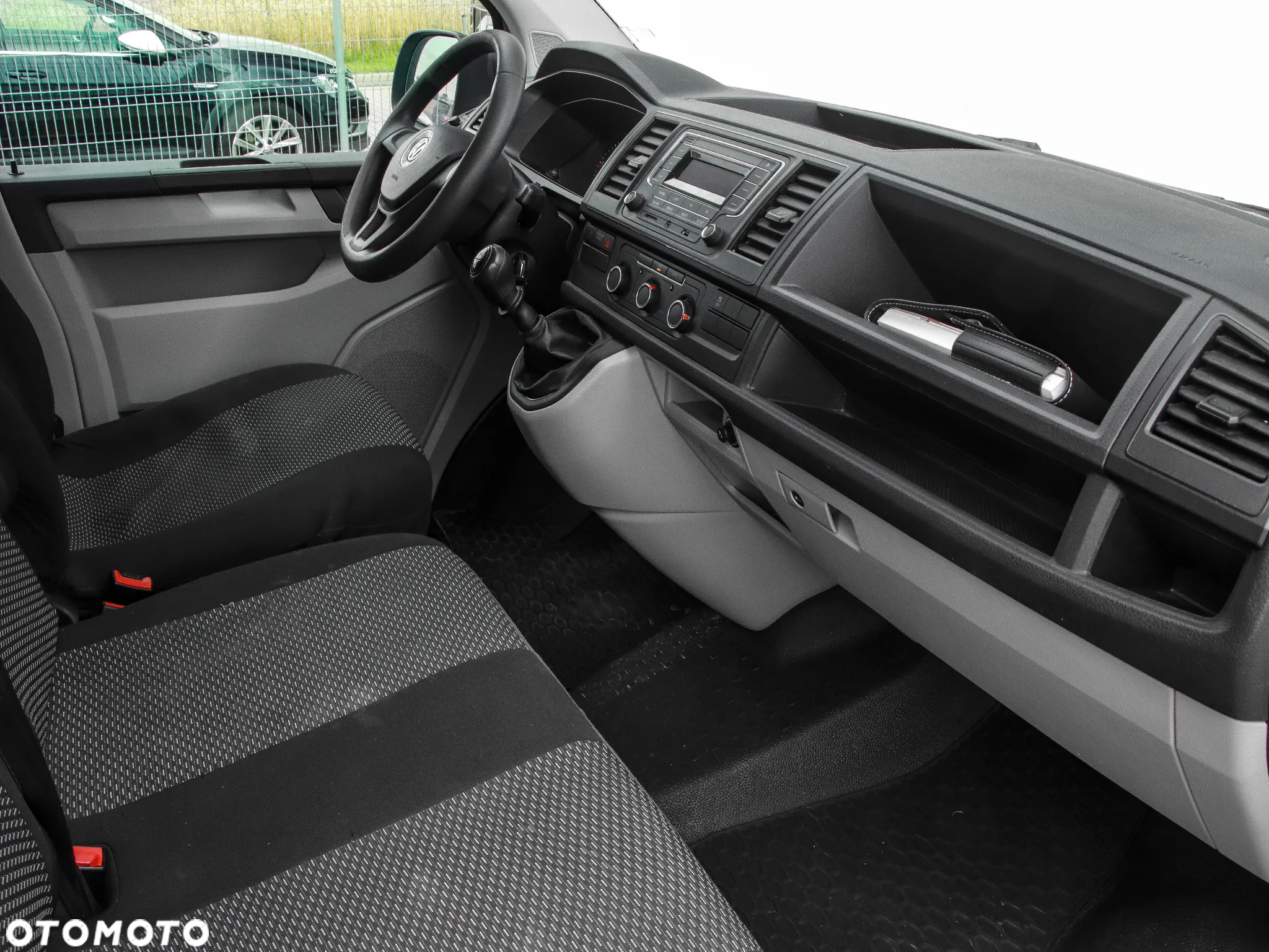 Volkswagen Transporter - 10