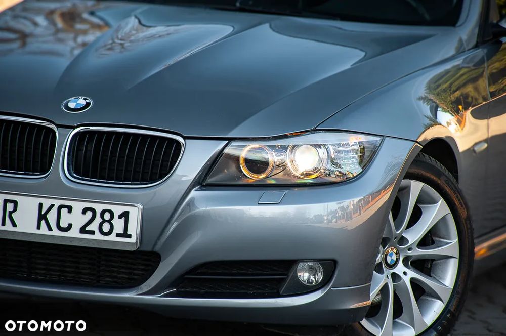 BMW Seria 3 320d - 16