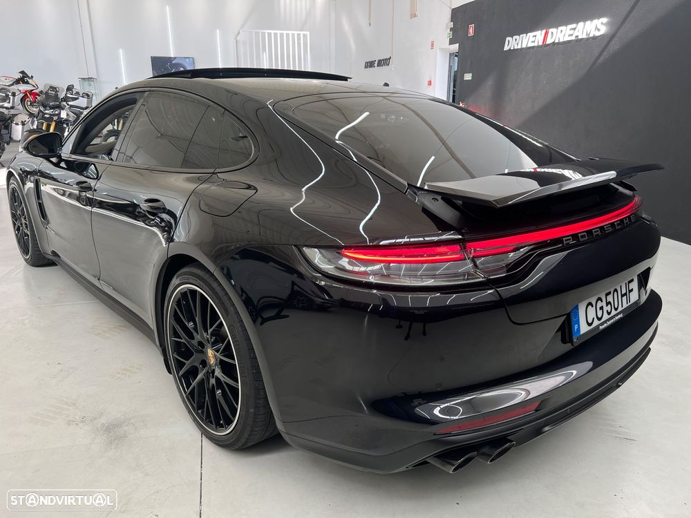 Porsche Panamera 4 E-Hybrid Platinum Edition - 25