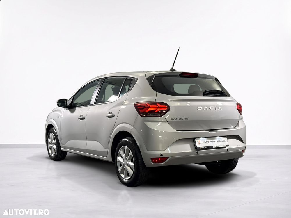 Dacia Sandero - 4