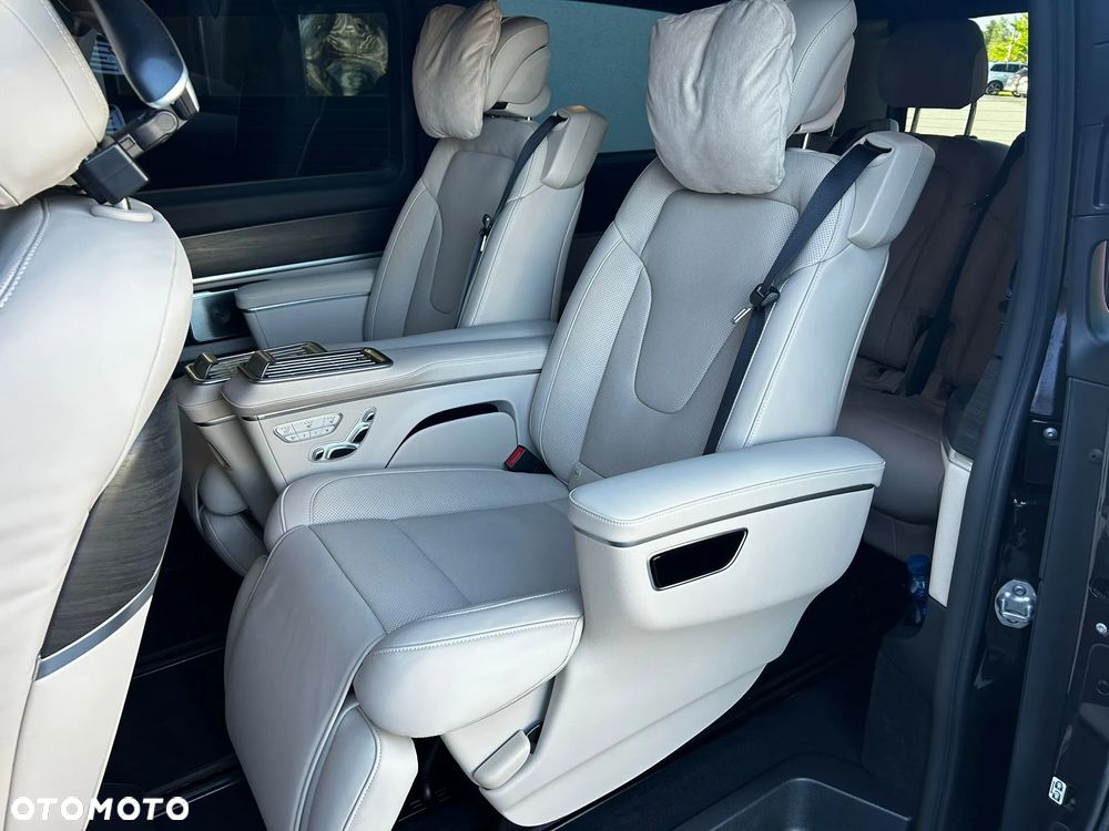 Mercedes-Benz Klasa V 300 d 9G-Tronic Exclusive (ekstra d³) - 32