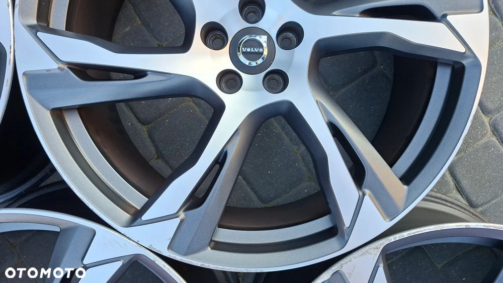 Felgi Aluminiowe 22 Volvo XC 90 II 5x108 ET 38.5 - 9