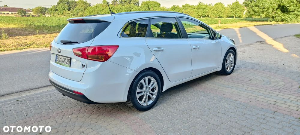 Kia Ceed 1.6 CRDi Spirit - 3
