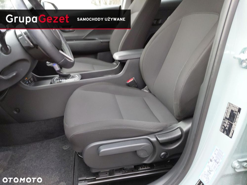 Hyundai Kona - 12
