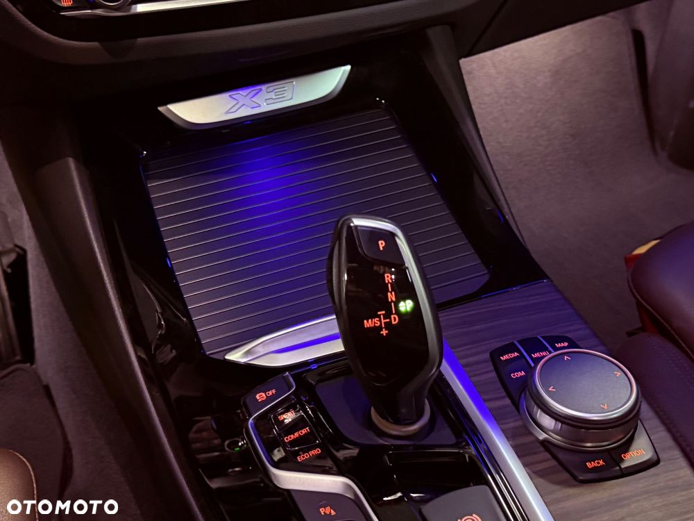 BMW X3 xDrive30i GPF Luxury Line sport - 2