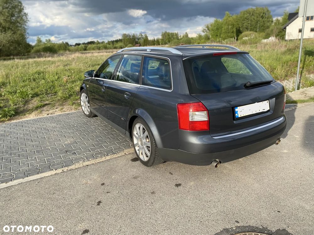 Audi A4 - 4