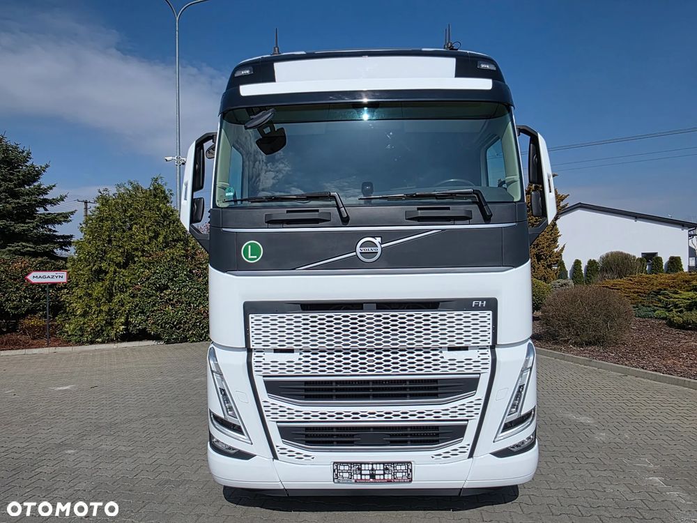 Volvo FH 500 XL Z DE 180 TYŚ KM KLIMA POSTOJOWA FULL LED ACC NAVI KAMERA  JAK NOWY !!! - 2