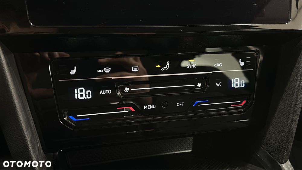 Volkswagen Passat - 22