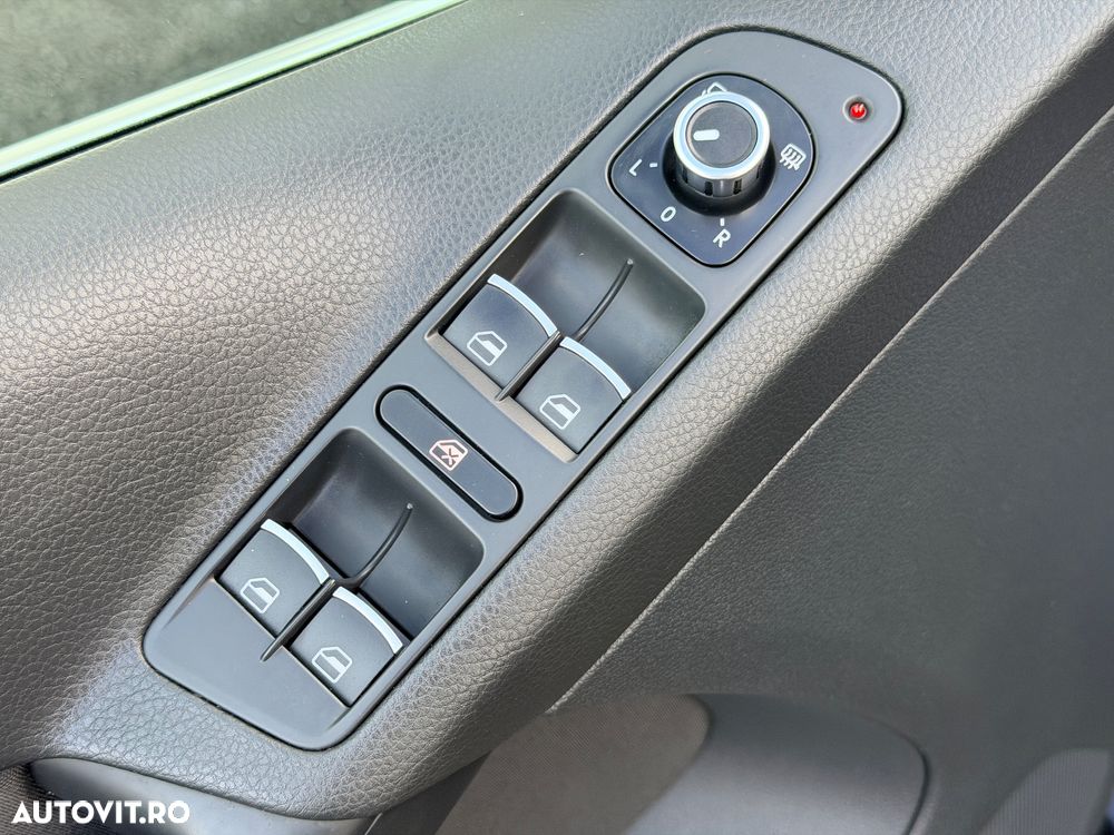 Volkswagen Tiguan 2.0 TDI DPF BlueMotion Technology Sport & Style - 10