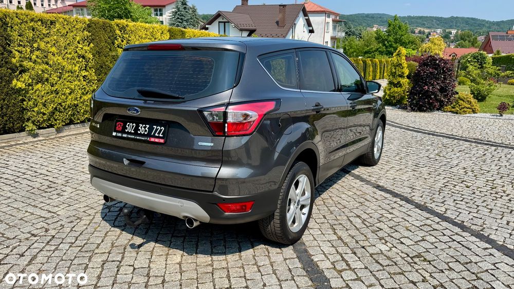 Ford Kuga - 16