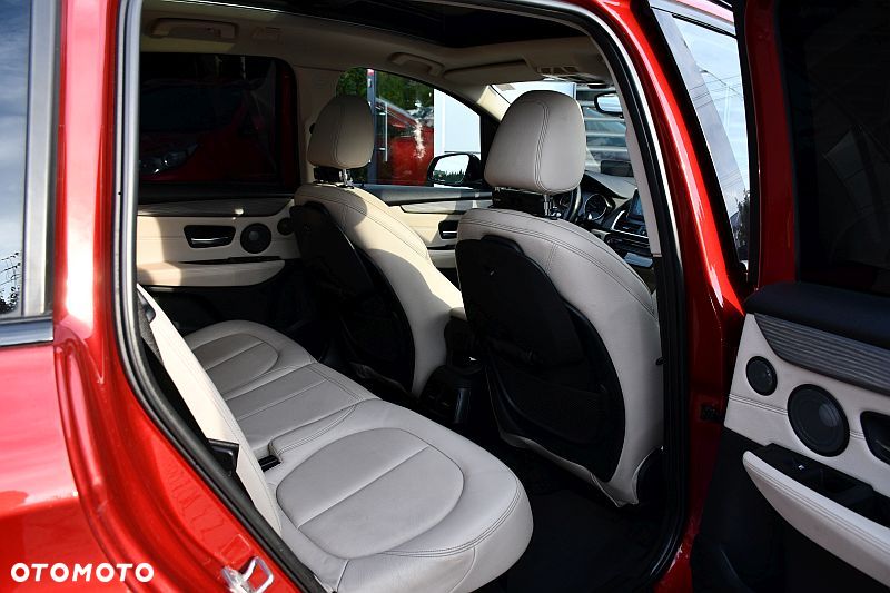 BMW Seria 2 220d xDrive Sport-Aut Luxury Line - 24