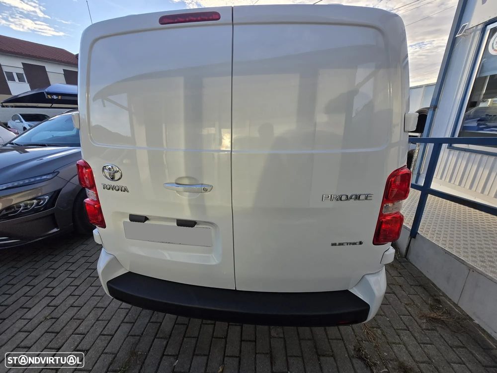 Toyota Proace - 7