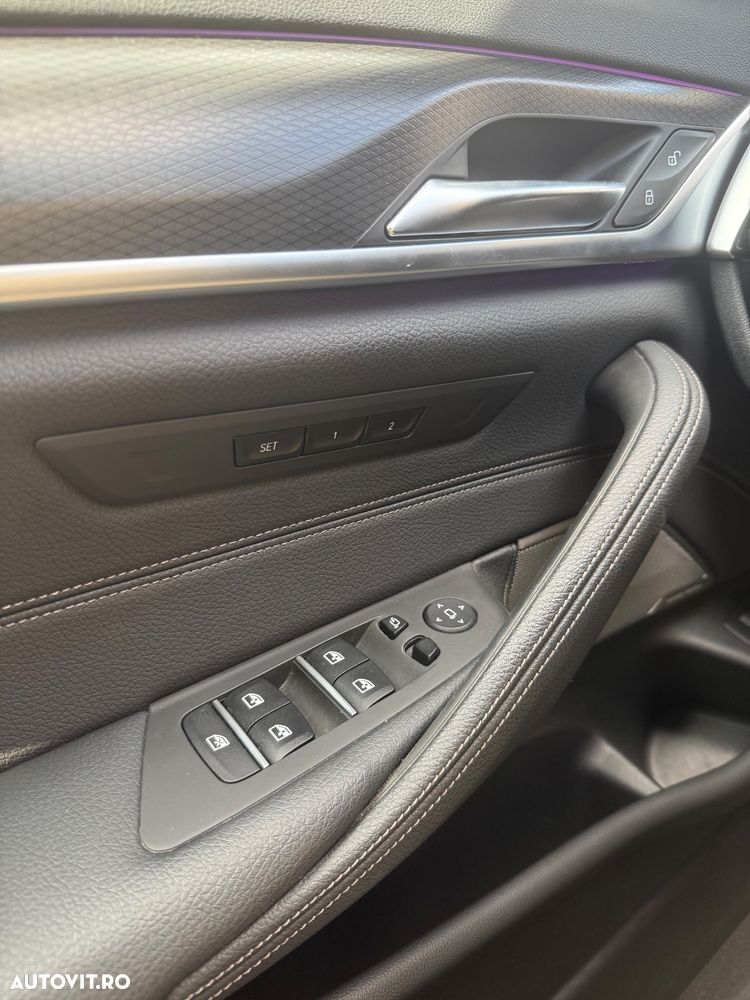 BMW Seria 5 530e Aut. M Sport Edition - 15