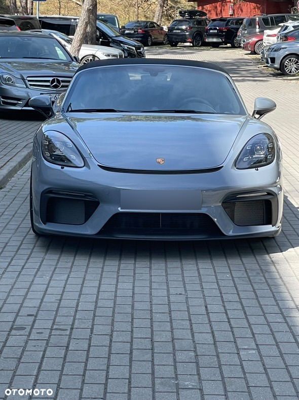 Porsche 718 Spyder - 1