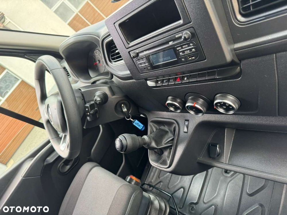 Renault Master 10 europalet Salon Polska - 24