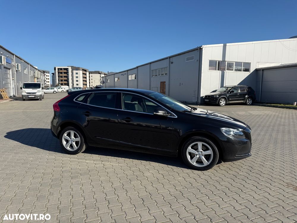 Volvo V40 D2 Summum - 23