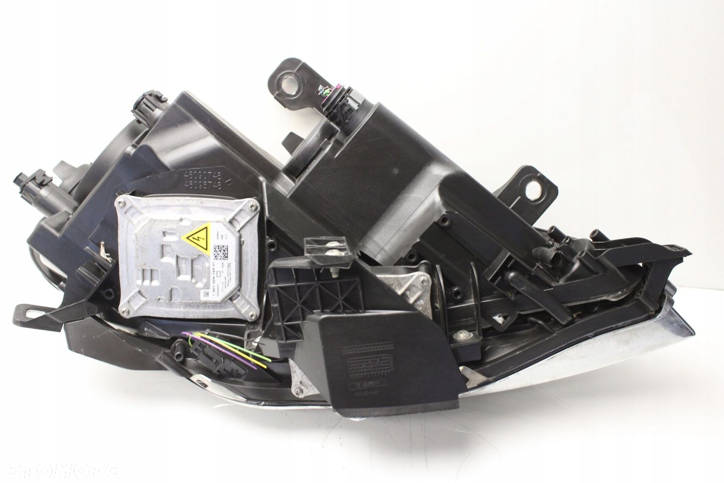 LANCIA DELTA 08R- LAMPA LEWA REFLEKTOR LEWY PRZÓD XENON - 9