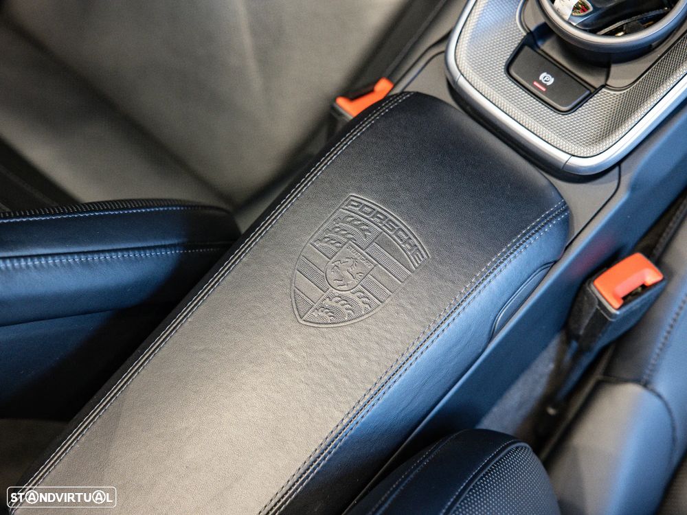 Porsche 911 (992) Turbo PDK - 41