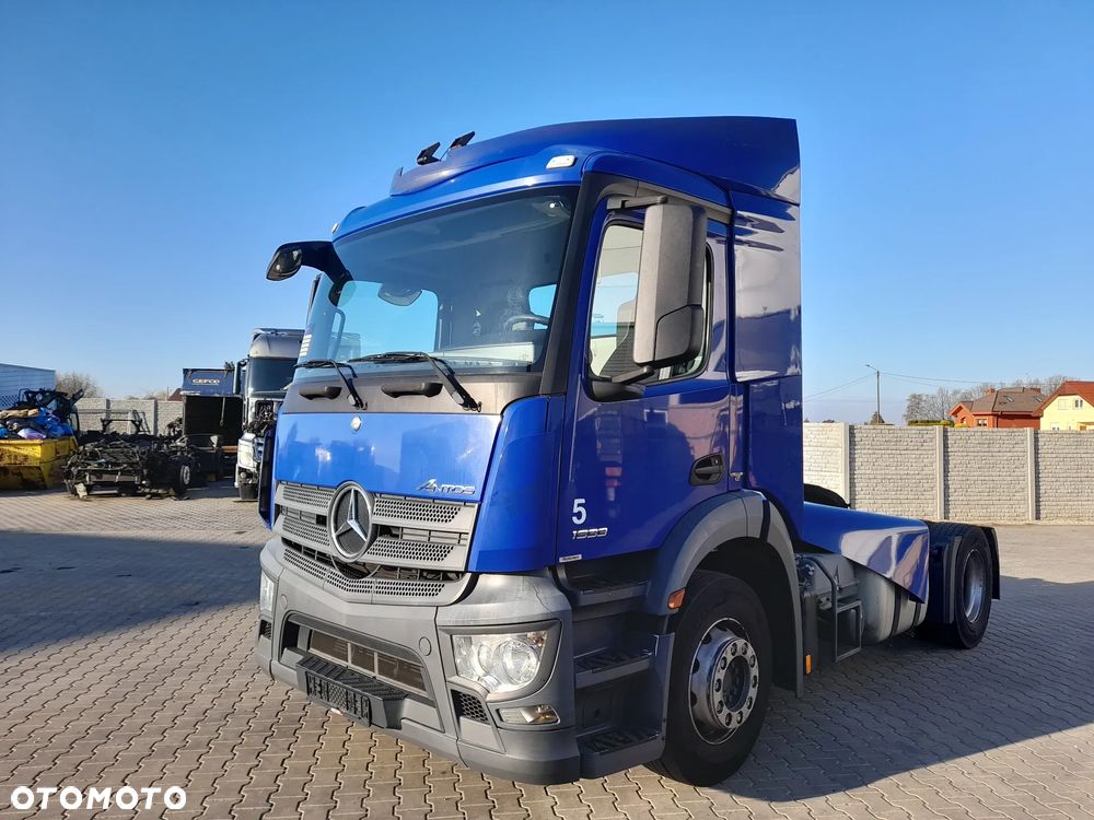 Kabina Mercedes Arocs Actros MP4 ClassicSpace S - 6