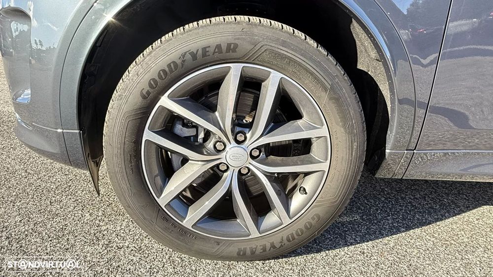 Land Rover Discovery Sport 1.5 I3 P270e AWD Dynamic SE - 14