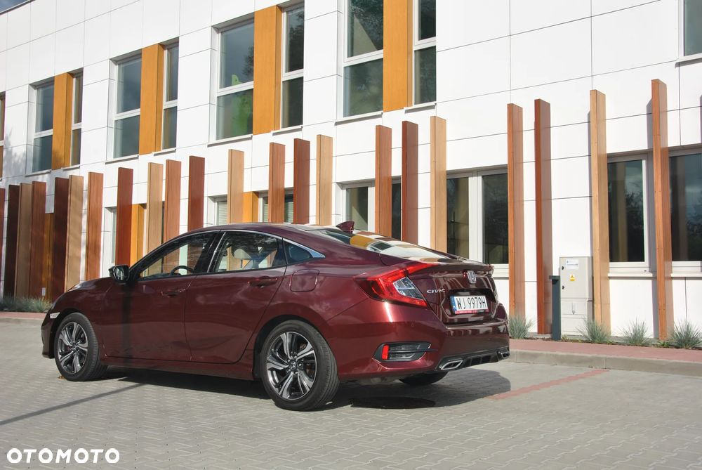 Honda Civic 1.5 T Executive - 2