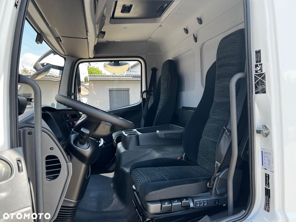 Mercedes-Benz ATEGO - 25