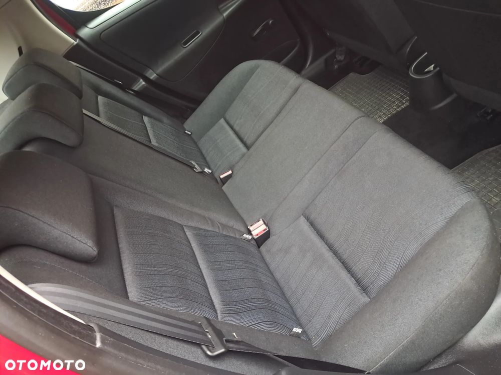 Peugeot 207 1.4 Presence - 14