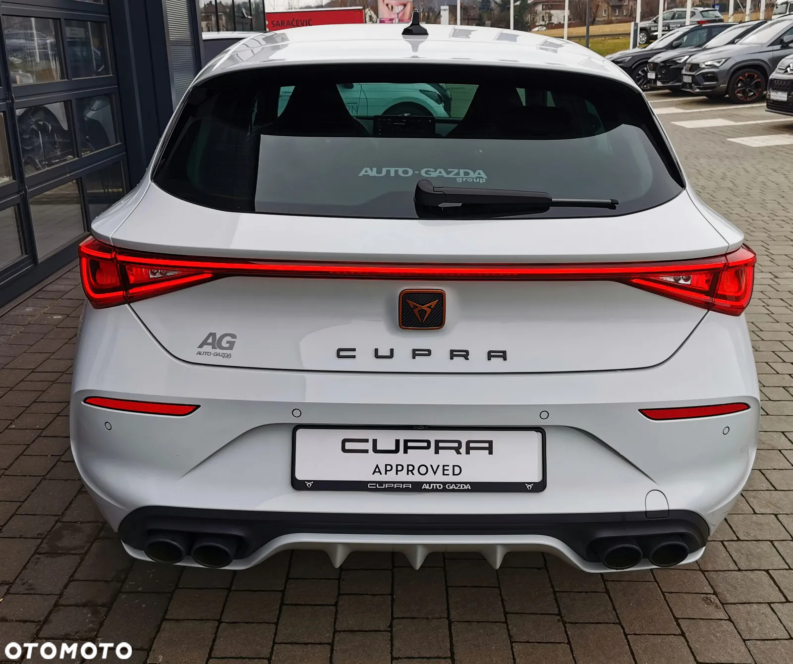 Cupra Leon 2.0 TSI VZ DSG - 4