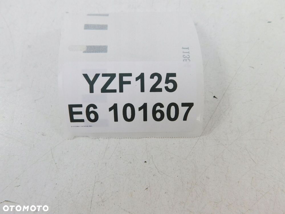 YAMAHA YZF 125 PODNÓŻKI - 7