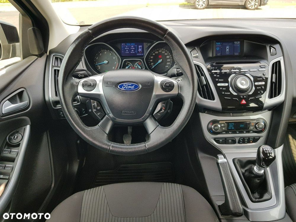 Ford Focus - 13