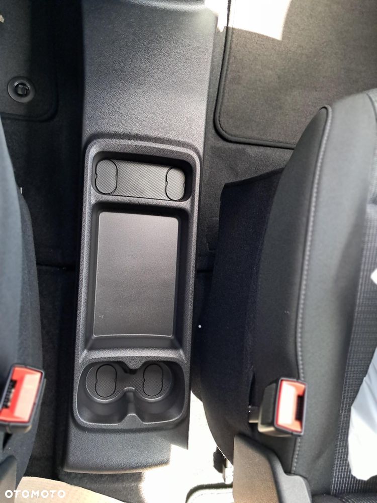 Toyota Proace City Verso 1.5 D-4D Combi - 28