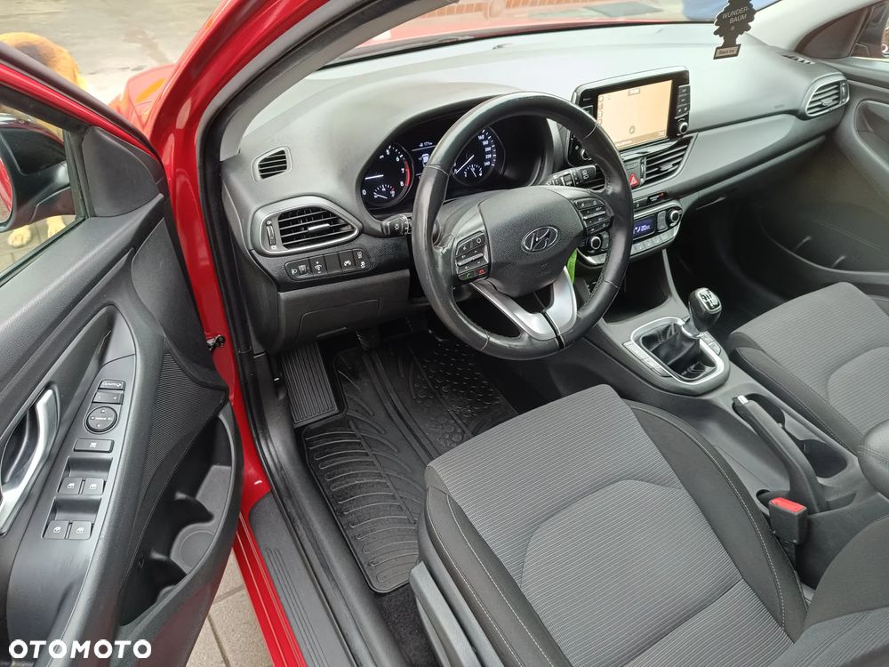 Hyundai i30 1.4 Premium - 16